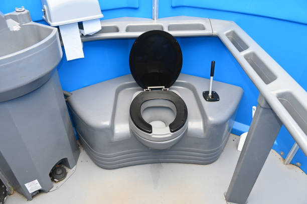 Best Luxury portable toilet rental  in Cameron, TX